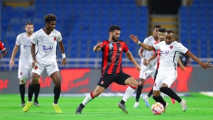 الدولي الجزائري أمير سعيود