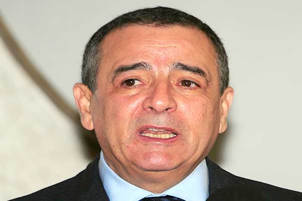 بوشوارب يعلن عن إنشاء مصنع لصناعة الخميرة