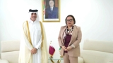 وزيرة التكوين والتعليم المهنيين، نسيمة أرحاب - سفير دولة قطر بالجزائر، عبد العزيز علي النعمة