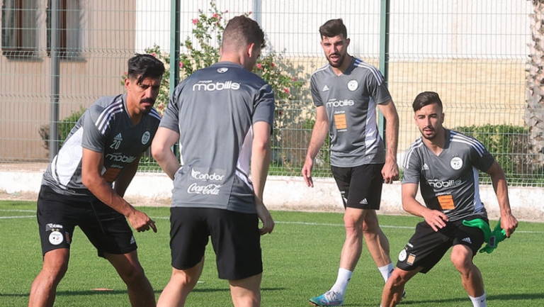 "الفاف" تكشف برنامج مباريات "المحاربين"