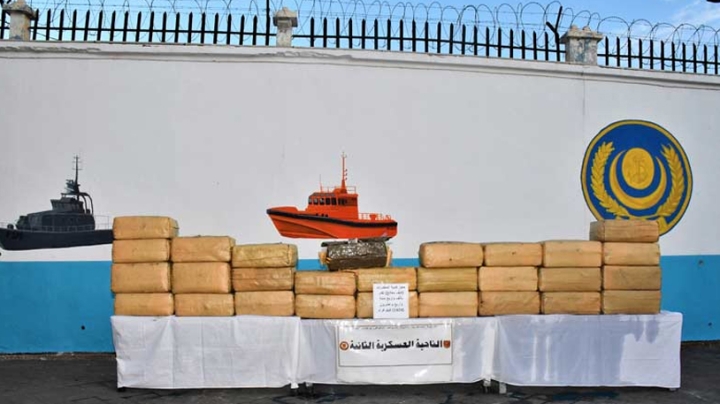 إحباط محاولة تمرير 26 قنطارا من الكيف عبر الحدود مع المغرب