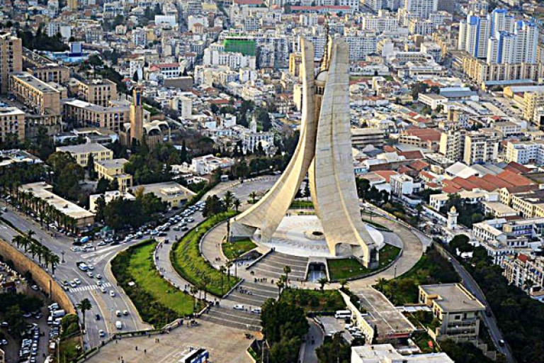 الجزائر الثالثة إفريقيا