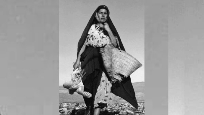 رائدة الفنانات الجزائريات