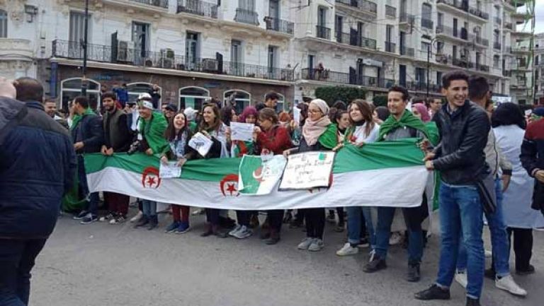 رفض التدخل الأجنبي في الشأن الداخلي للوطن