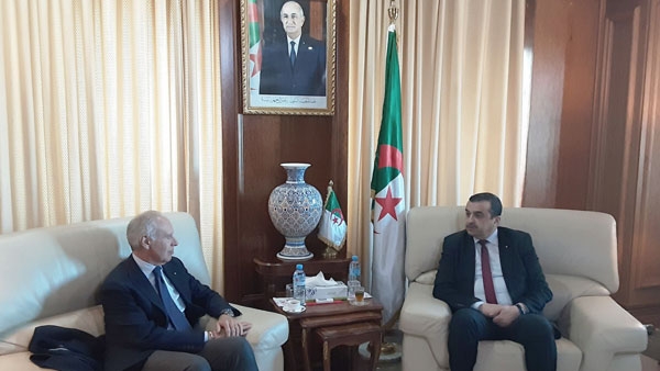 "أدلر" الإيطالي يرغب في تنويع الاستثمارات