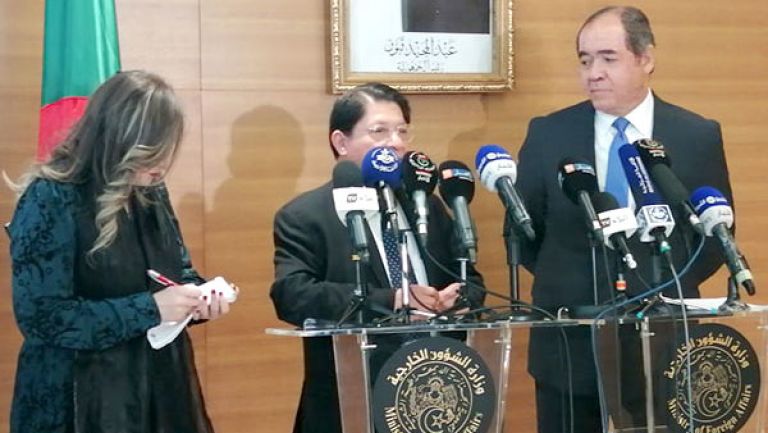 استعراض العلاقات الثنائية وسبل إعادة بعثها