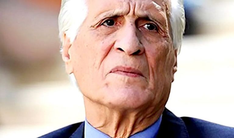 الابراهيمي يرى مرتكزات الحل في المادتين 7 و8 من الدستور