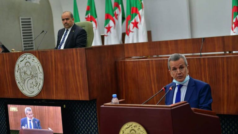 ”هجرة” 70 بالمائة من طبيبات التوليد نحو القطاع الخاص