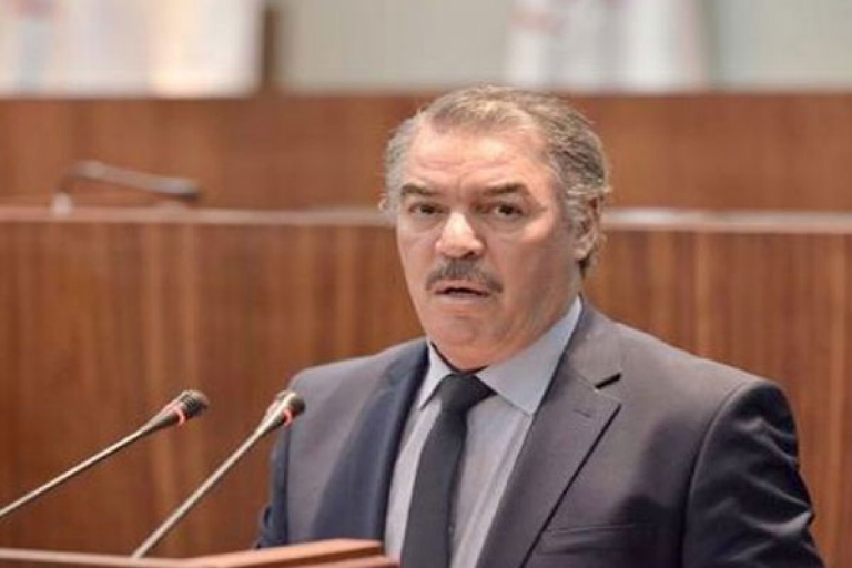 الشهادات الجامعية معترف بها عند التوظيف