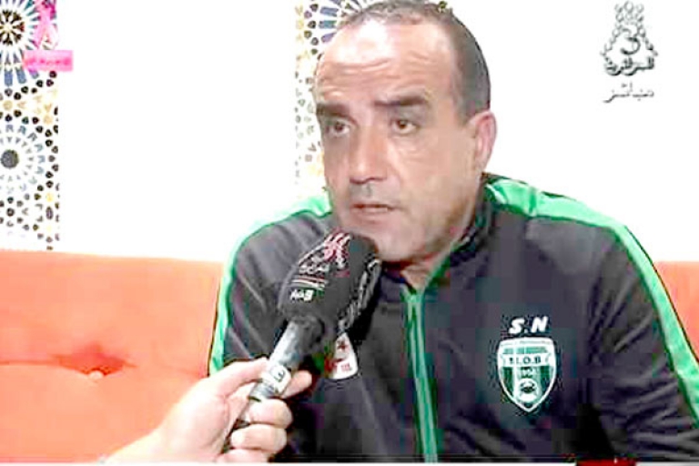 سنجاق يثني على لاعبيه رغم الهزيمة الثقيلة في النهائي