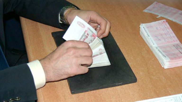 صب أموال المعوزين في حساباتهم البريدية قبل رمضان