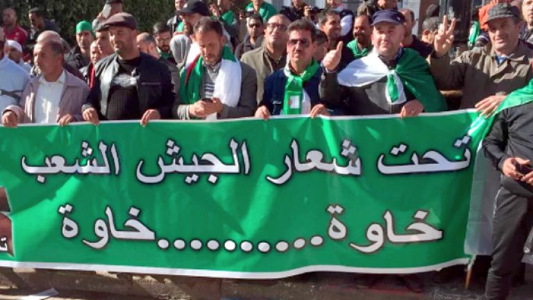 هكذا رافق الجيش الحراك الشعبي وحماه
