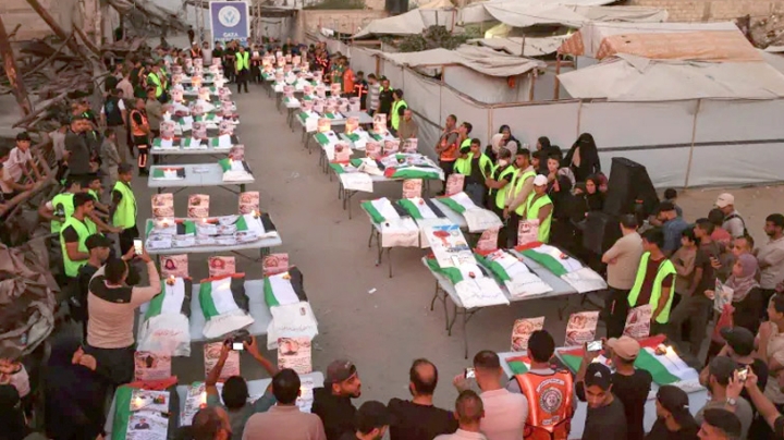 انتشال جثامين 75 شهيدا في غزة