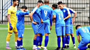 اللاعبون يقاطعون التدريبات لعدم تلقي مستحقاتهم