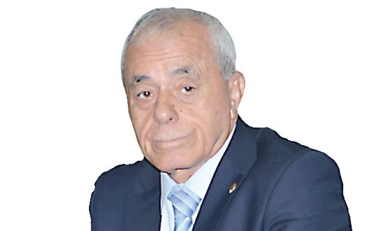 رفع الغطاء السياسي عن بوحجة وإحالته على لجنة الانضباط