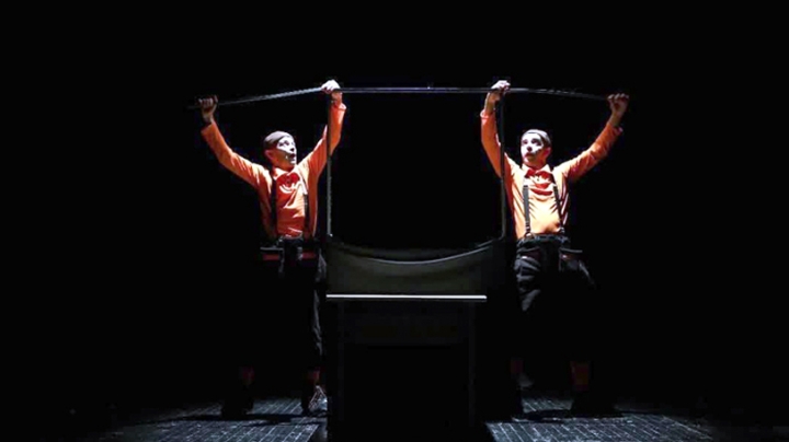 "تشاكل" في مهرجان مسرح الجنوب الدولي بمصر