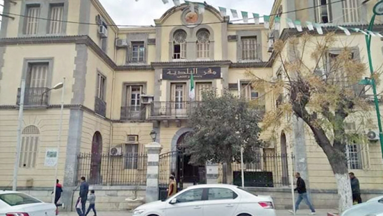 والي قسنطينة يتدخل بأوامر وحلول استعجالية