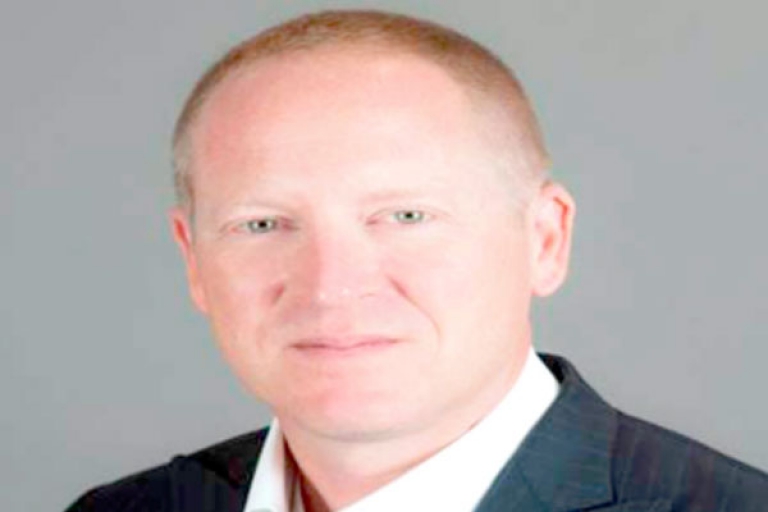 على المؤسّسات الأجنبية عدم التردّد في الاستثمار بالجزائر