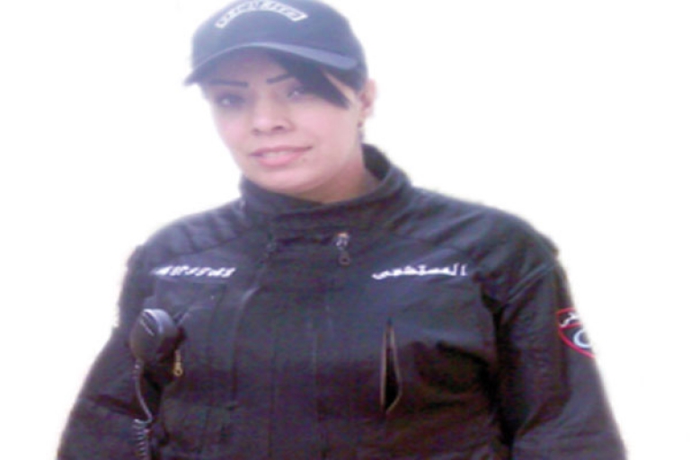 نساء يخترن العمل كعونات أمن بقطاعات نسائية