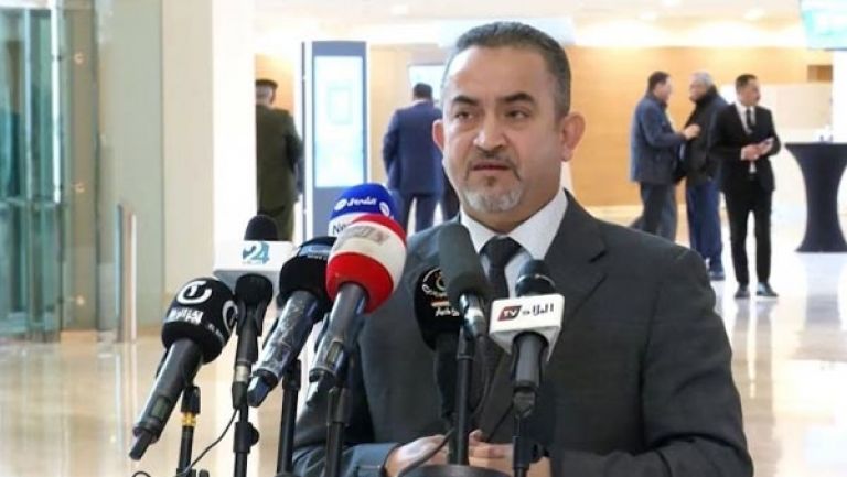 برنامجان استعجاليان لدعم تزويد الولاية بالمياه