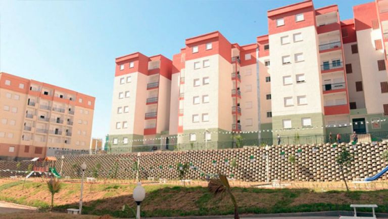 تعليمات لرؤساء دوائر وهران بنشر قوائم المستفيدين