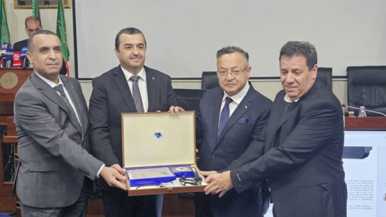 ابتكار بطاريات ليثيوم وأجهزة لكشف تسربات الغاز