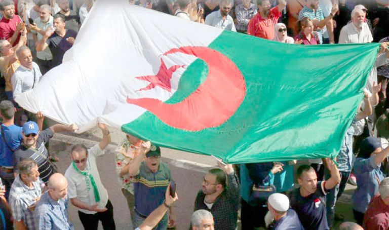 الحراك و&quot;الكحلوشة&quot; أهم حدثين في 2019