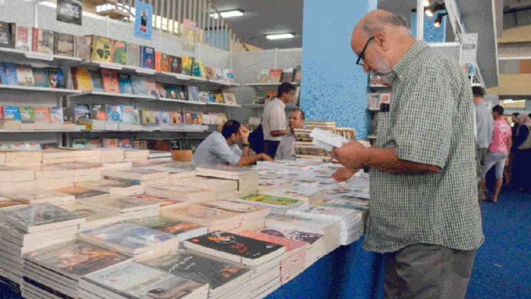 الأولياء في رحلة بحث عن كتب شبه مدرسية