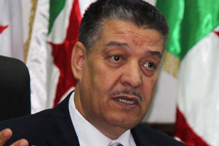 بوضياف: سنستحدث معاهد تكوينية للقابلات