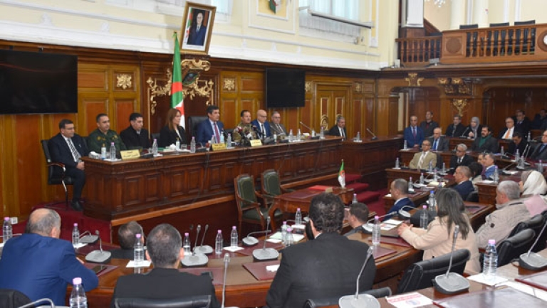 تنصيب الواليين المنتدبين الجديدين لباب الوادي وبراقي