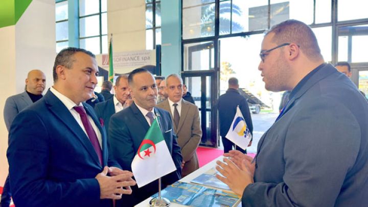وزير البريد يزور معرض الإنتاج الجزائري