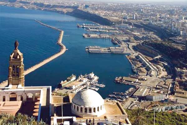 تواصل تدفق برقيات دعم ترشح وهران