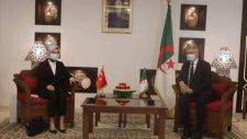وزير السياحة والصناعة التقليدية والعمل العائلي-سفيرة تركيا بالجزائر، ماهينور أوزدميرغوكتا،