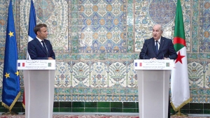 رئيس الجمهورية، السيد عبد المجيد تبون- الرئيس الفرنسي، السيد إيمانويل ماكرون
