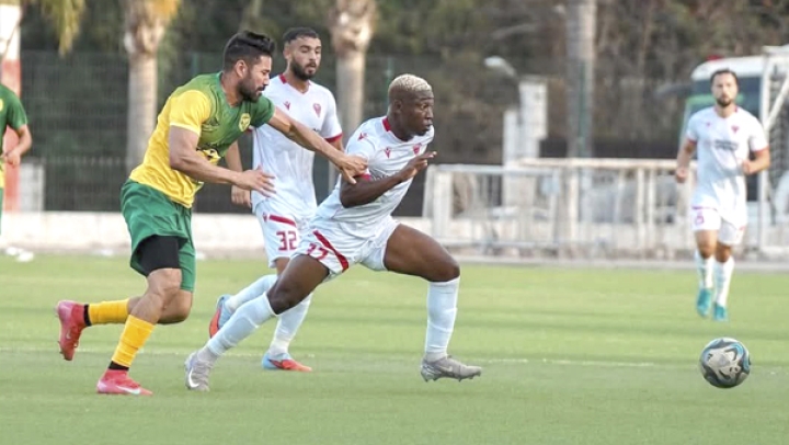 مولودية وهران تنهزم وديا أمام الساورة