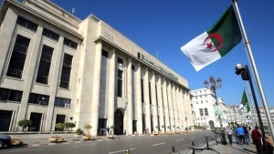 لا رخصة لإصدار نشريات دون شهادة جامعية وخبرة مهنية