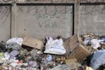 السكان يشتكون من انتشار النفايات