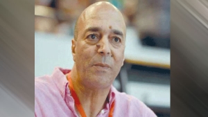 نجم كرة اليد الجزائرية السابق، محمود بوعنيق