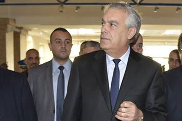 على المسؤولين عن إنجاز المشاريع تدبير أمورهم