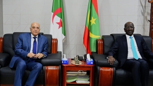 وزير الشؤون الخارجية والجالية الوطنية بالخارج، أحمد عطاف- وزير الشؤون الخارجية الموريتاني، محمد سالم ولد مرزوك