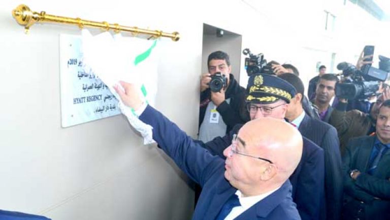 دحمون يدعو البلديات للاعتماد على مواردها المالية