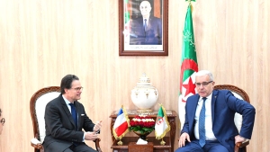 رئيس المجلس الشعبي الوطني، السيد إبراهيم بوغالي- سفير جمهورية فرنسا لدى الجزائر، السيد ستيفان روماتي