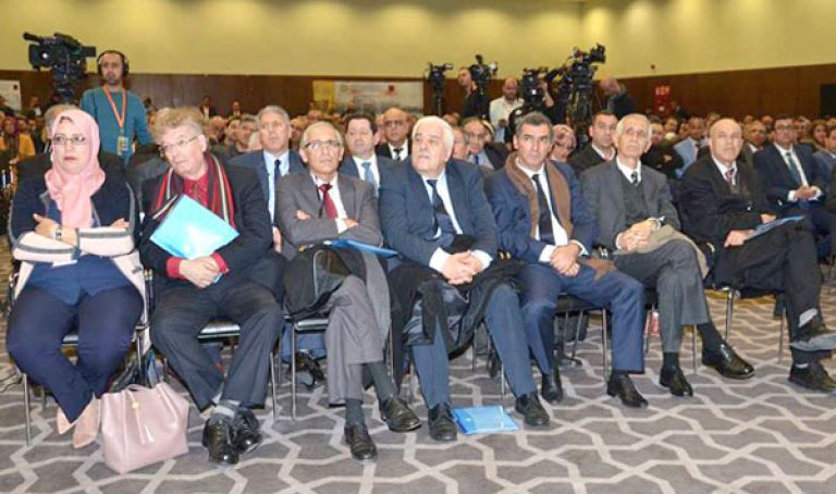 احتفال في ظل تعزيز مكتسبات العمال