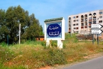 السكان يناشدون زوخ التدخل لفك العزلة عنهم