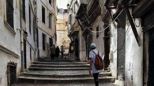 العائلات تنتظر فرحة الحصول على سكن