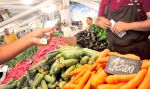 استقرار ”نسبيّ” في أسعار الخضر والفواكه بالعديد من المحلات والأسواق
