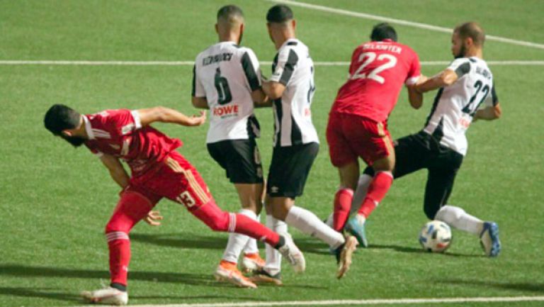 الرائد يتعثر أمام الوصيف