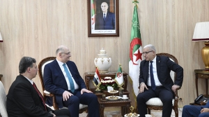 رئيس المجلس الشعبي الوطني، السيد ابراهيم بوغالي-سفير الجمهورية العربية السورية لدى الجزائر، السيد ماهر عنان بدور