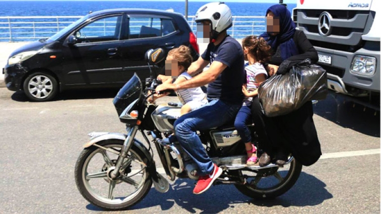 الدراجات النارية تزعزع امبراطورية السيارات