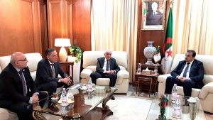 مشاورات لتحديد مشاريع ملموسة في المجال المنجمي